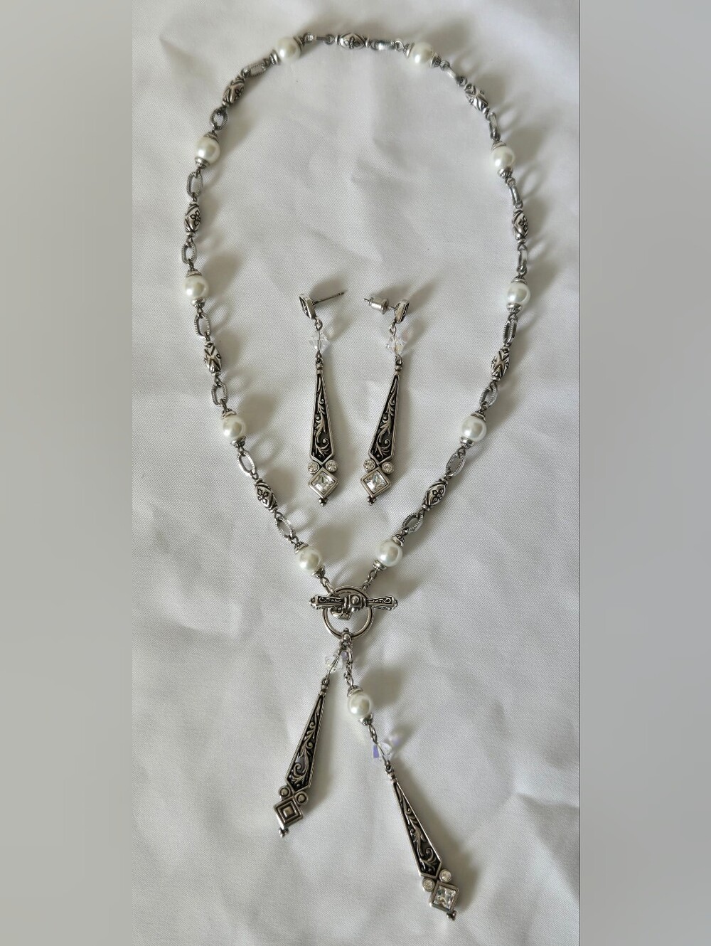 Brighton Zoe Beaded Toggle Dangle Necklace and Earrings